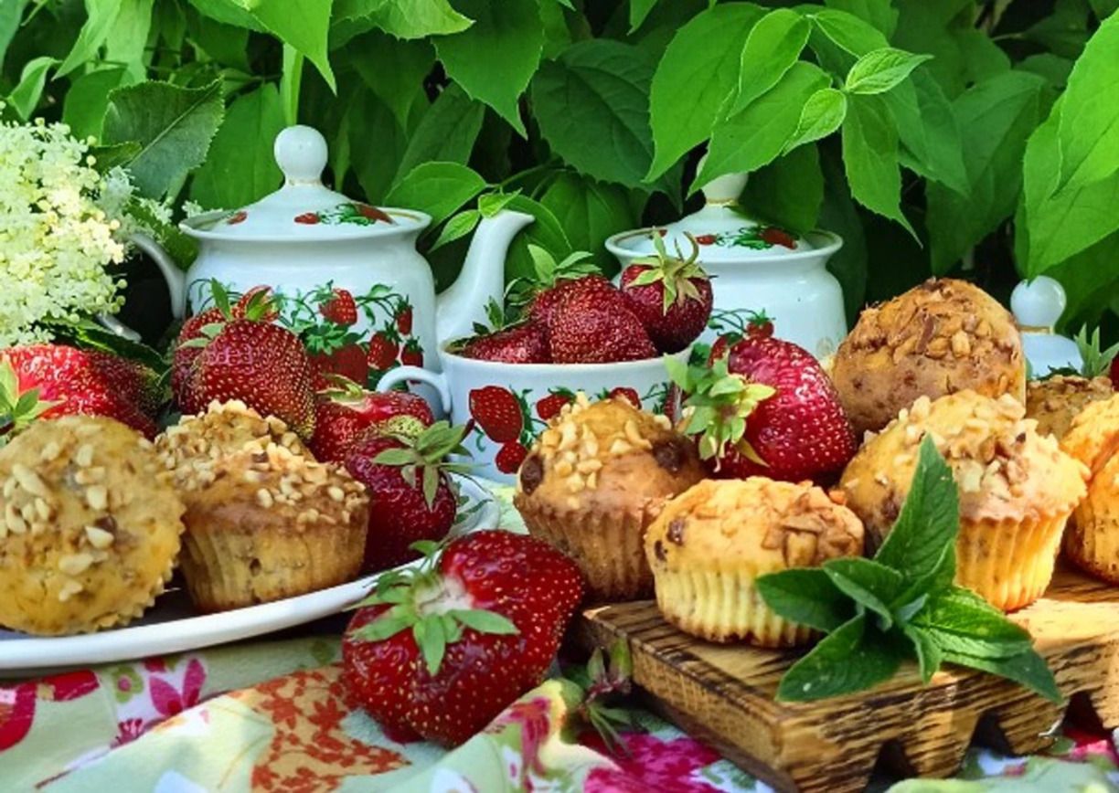 Нежнейшие кексы с клубникой Нежнейшие кексы с клубникой