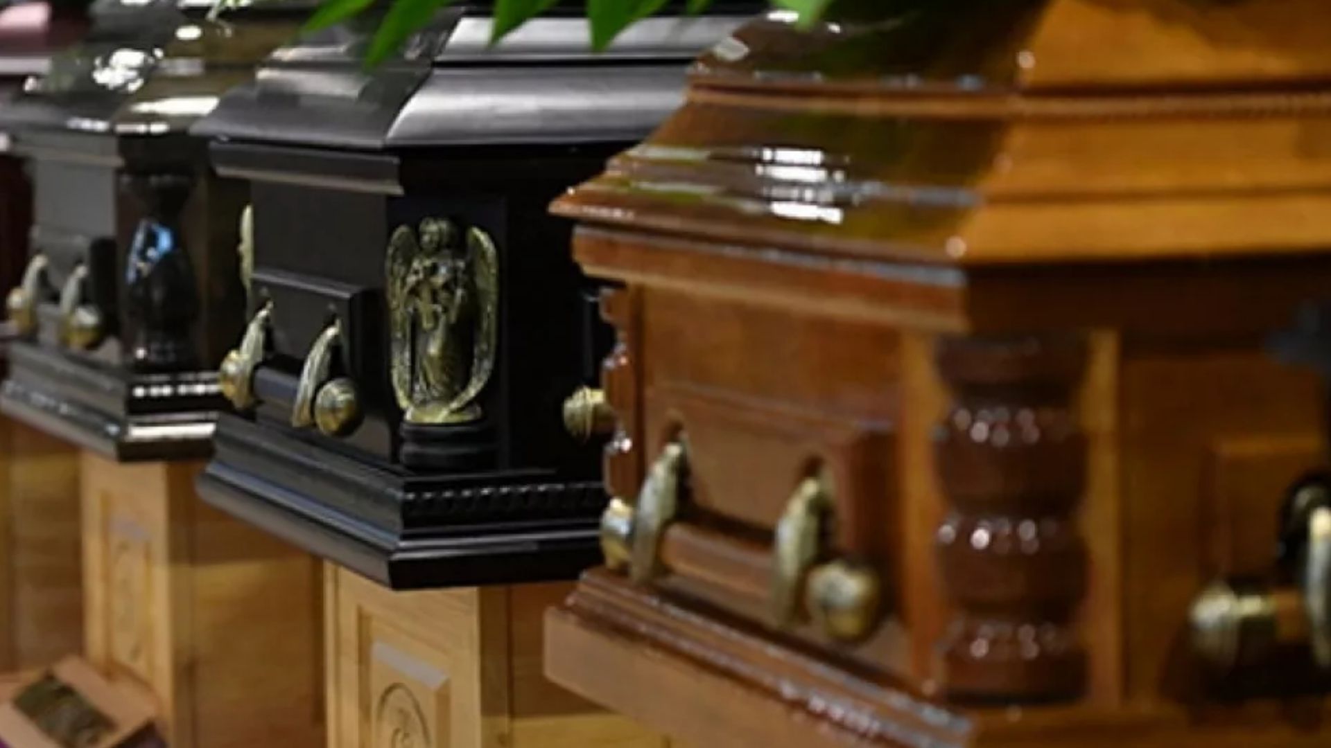 У Чехії жінка "ожила" в труні У Чехії жінка "ожила" в труні