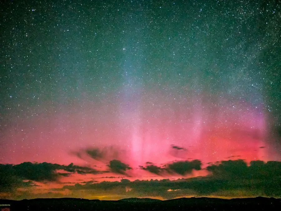 Сяйво над Трес-П'єдрас, Нью-Мексико Сяйво над Трес-П'єдрас, Нью-Мексико