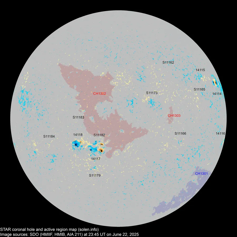 Карта сонячних плям і корональних дір станом на 23 червня 2025 року Карта сонячних плям і корональних дір станом на 23 червня 2025 року