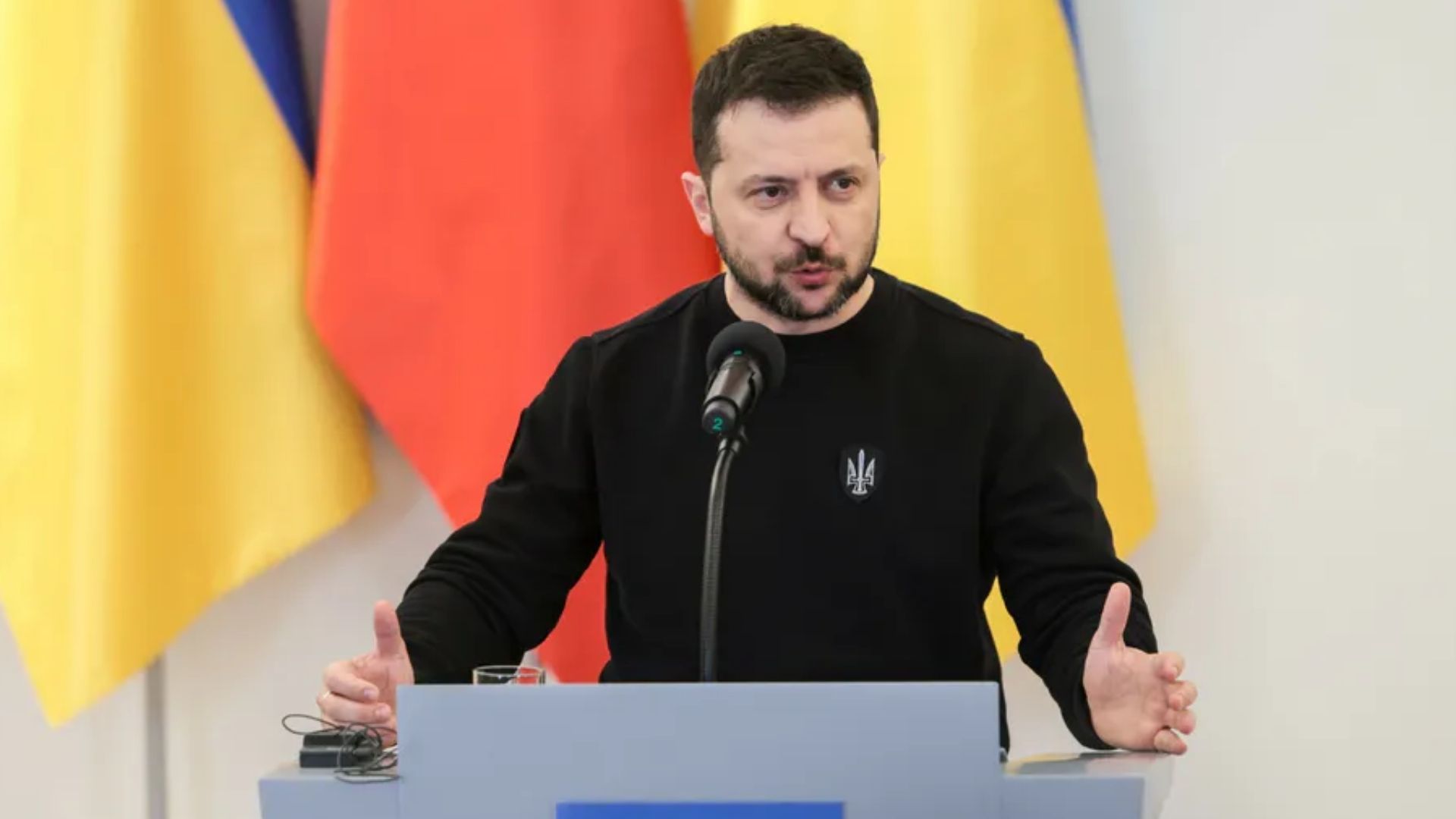 Зеленский поздравил Навроцкого с победой на выборах - 24 Канал Зеленский поздравил Навроцкого с победой на выборах - 24 Канал