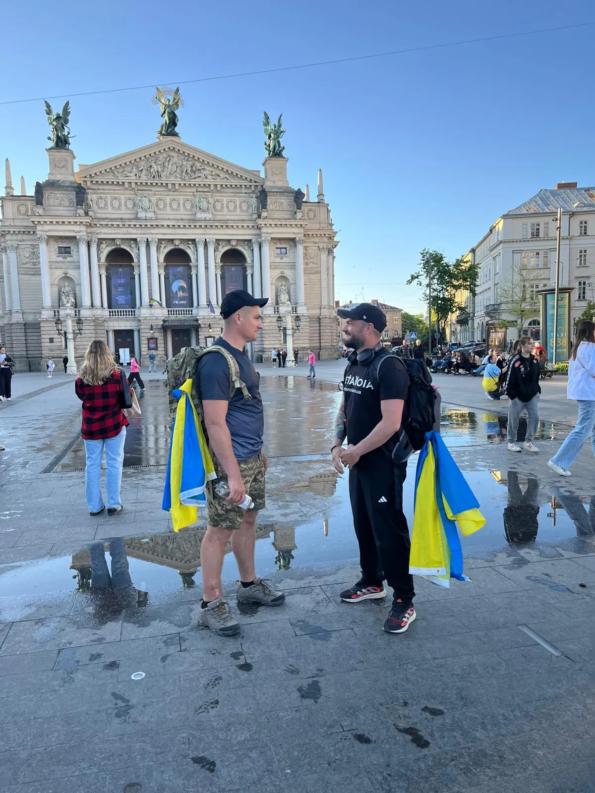 Артур и Руслан Артур и Руслан