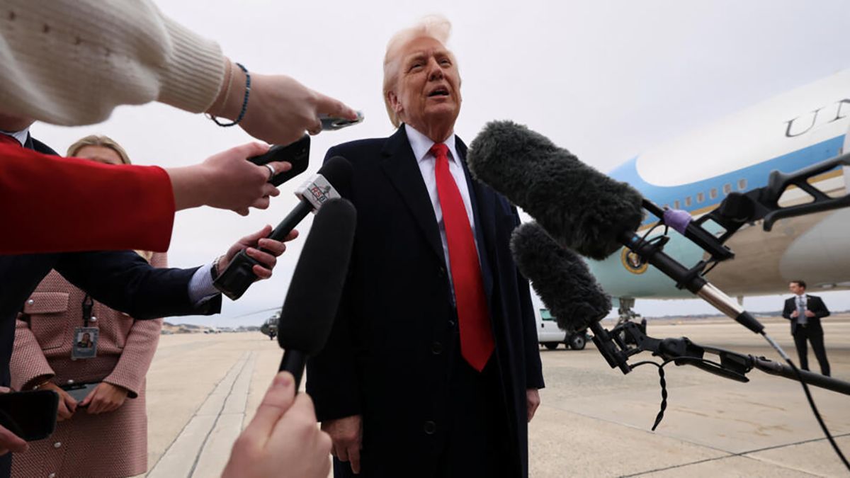 Трамп подумав, що журналіст назвав його куркою - чому це не так Трамп подумав, що журналіст назвав його куркою - чому це не так