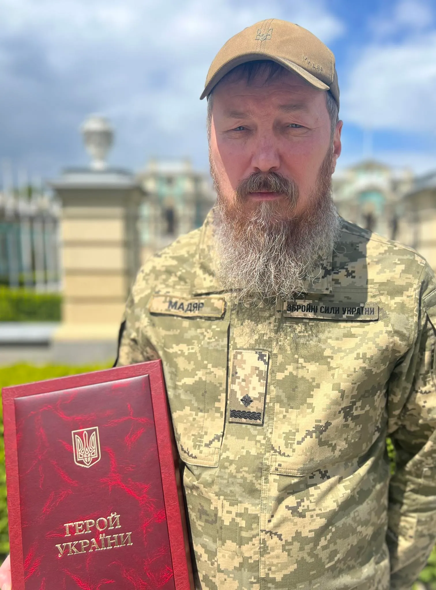 Бровді отримав Героя України Бровді отримав Героя України