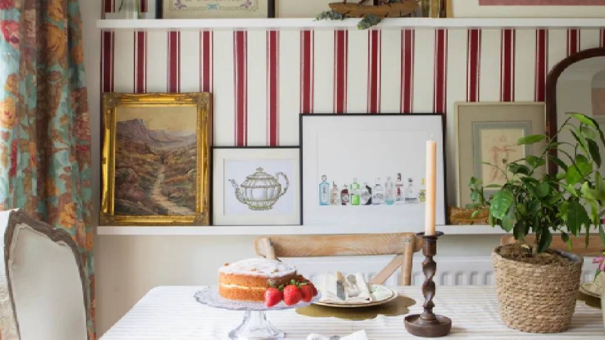 Смужки слугують ідеально комбінуються з іншими принтами та різними кольорами