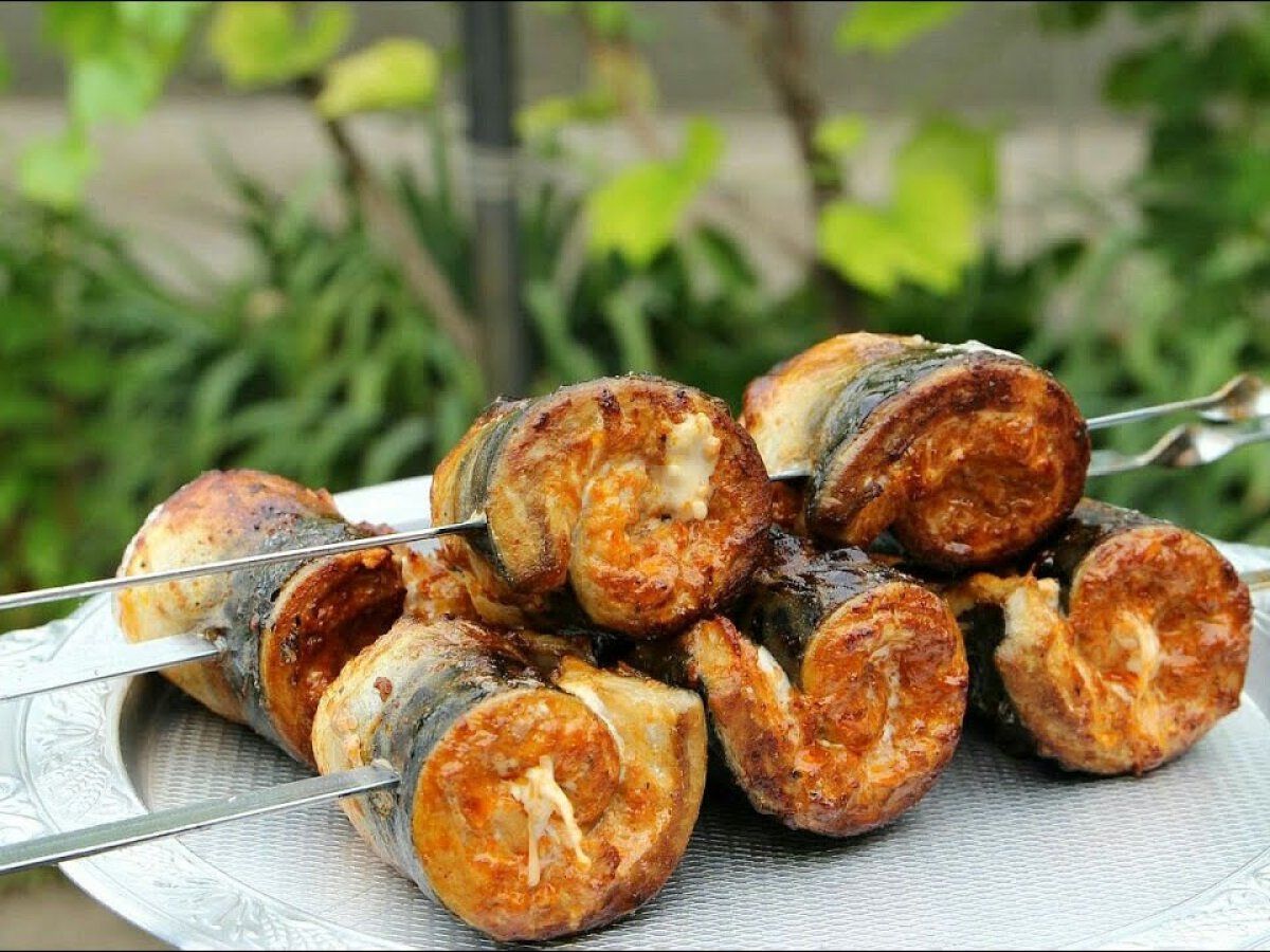 Готуємо шашлик зі скумбрії Готуємо шашлик зі скумбрії