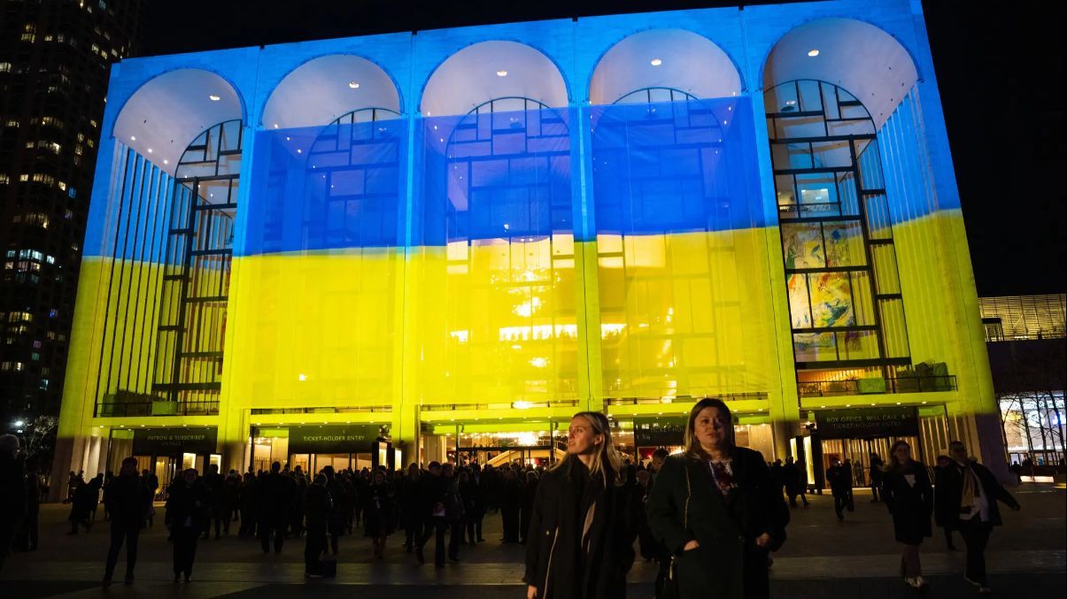 Метрополітен-опера показала уривок із постановки Матері Херсона Метрополітен-опера показала уривок із постановки Матері Херсона