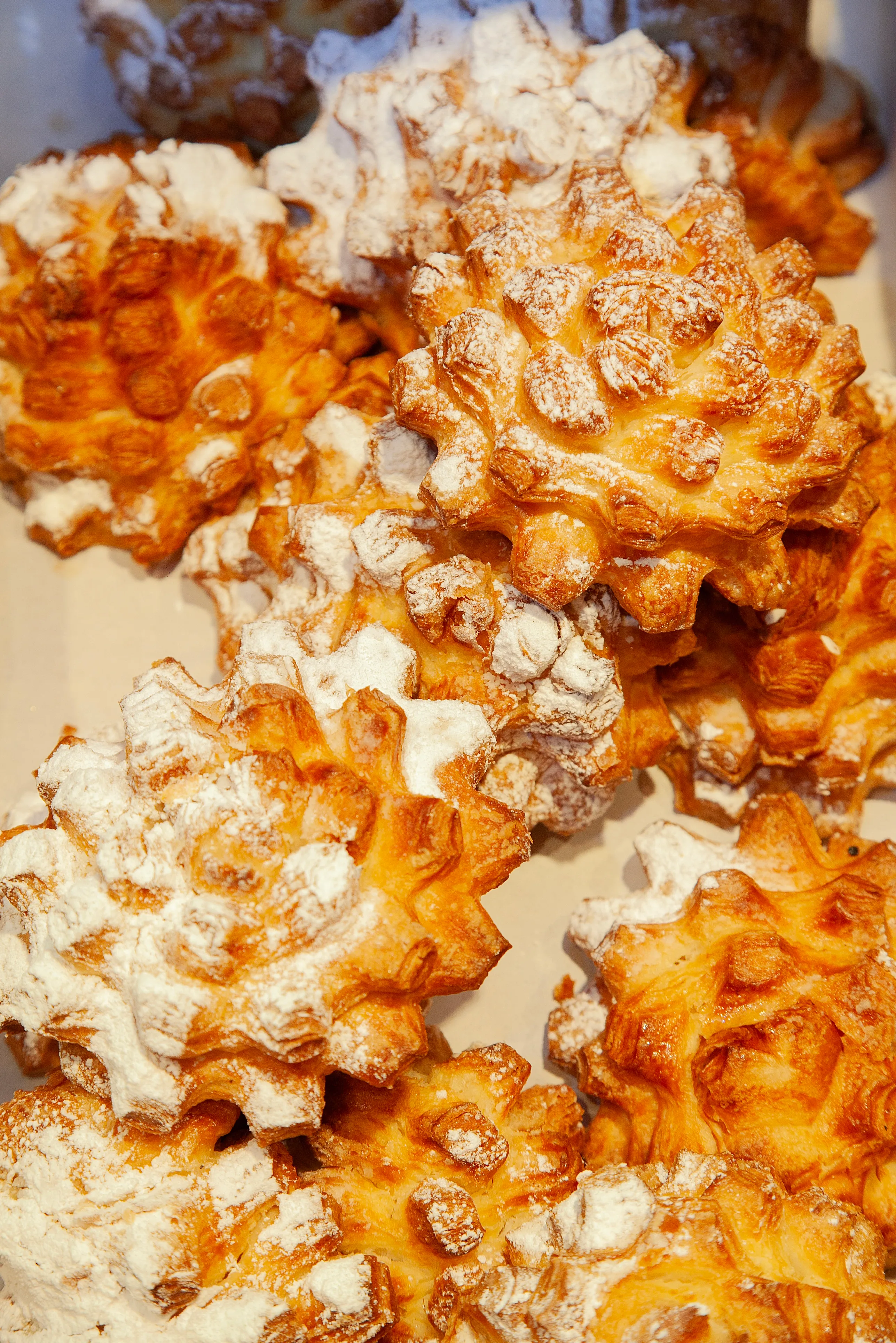 Солодка випічка - популярна серед покупців ВЕЛМАРТ Солодка випічка - популярна серед покупців ВЕЛМАРТ