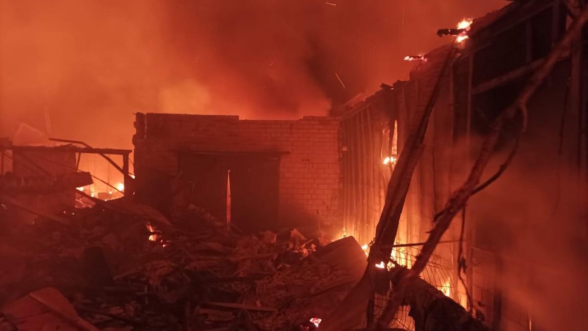 Прилуки атаковали БПЛА 5 июня - погибли люди, есть разрушения - 24 Канал Прилуки атаковали БПЛА 5 июня - погибли люди, есть разрушения - 24 Канал