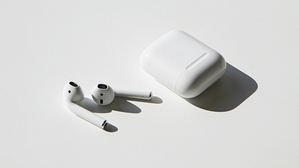 AirPods отримають функцію керування камерою iPhone через навушники вже цього року AirPods отримають функцію керування камерою iPhone через навушники вже цього року