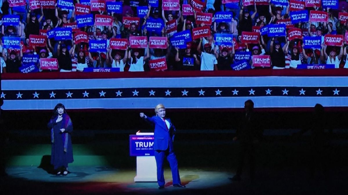 У Гонконгу поставили сатиричну оперу про Трампа У Гонконгу поставили сатиричну оперу про Трампа