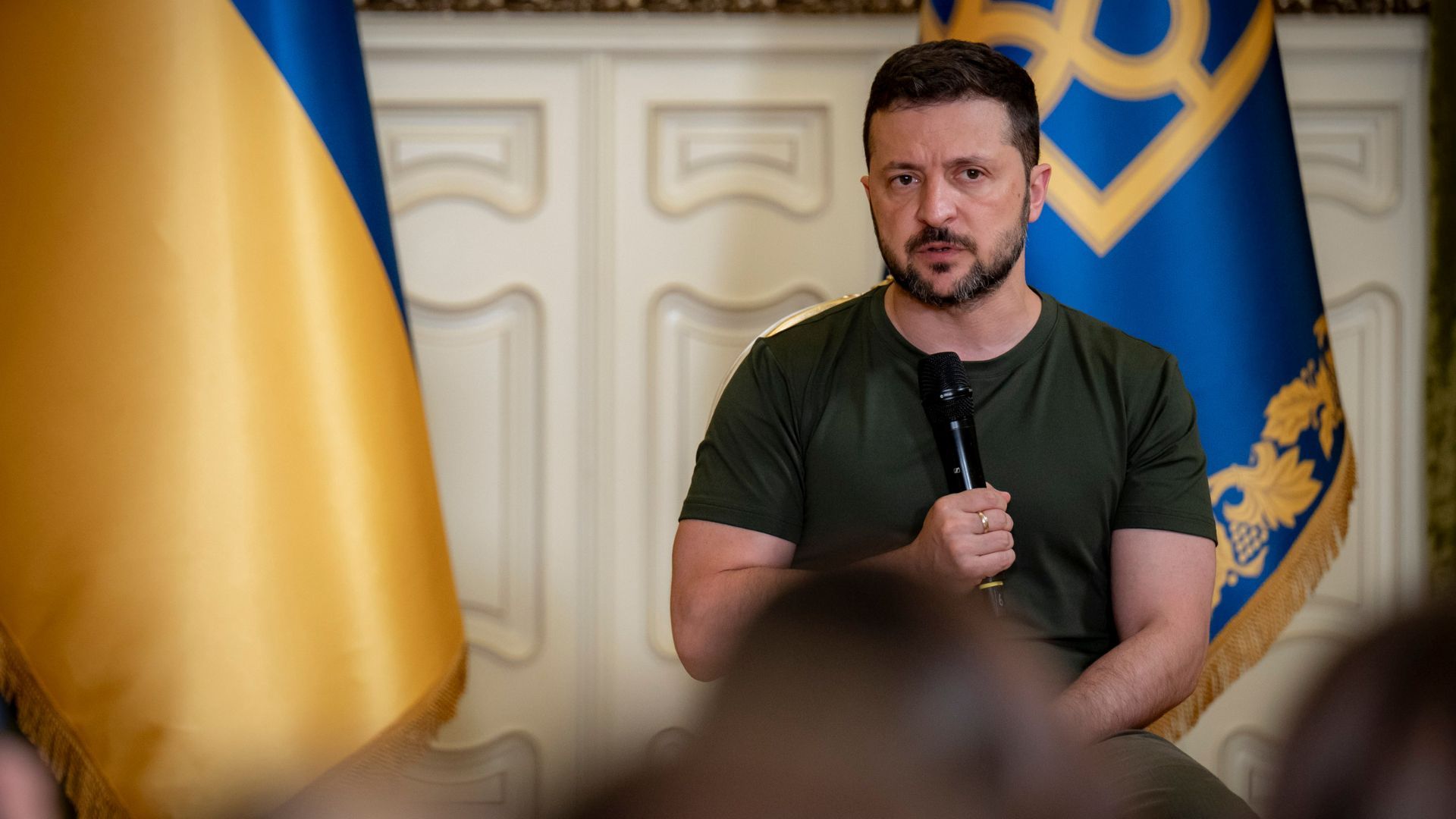 Україну запросили на три саміти Україну запросили на три саміти