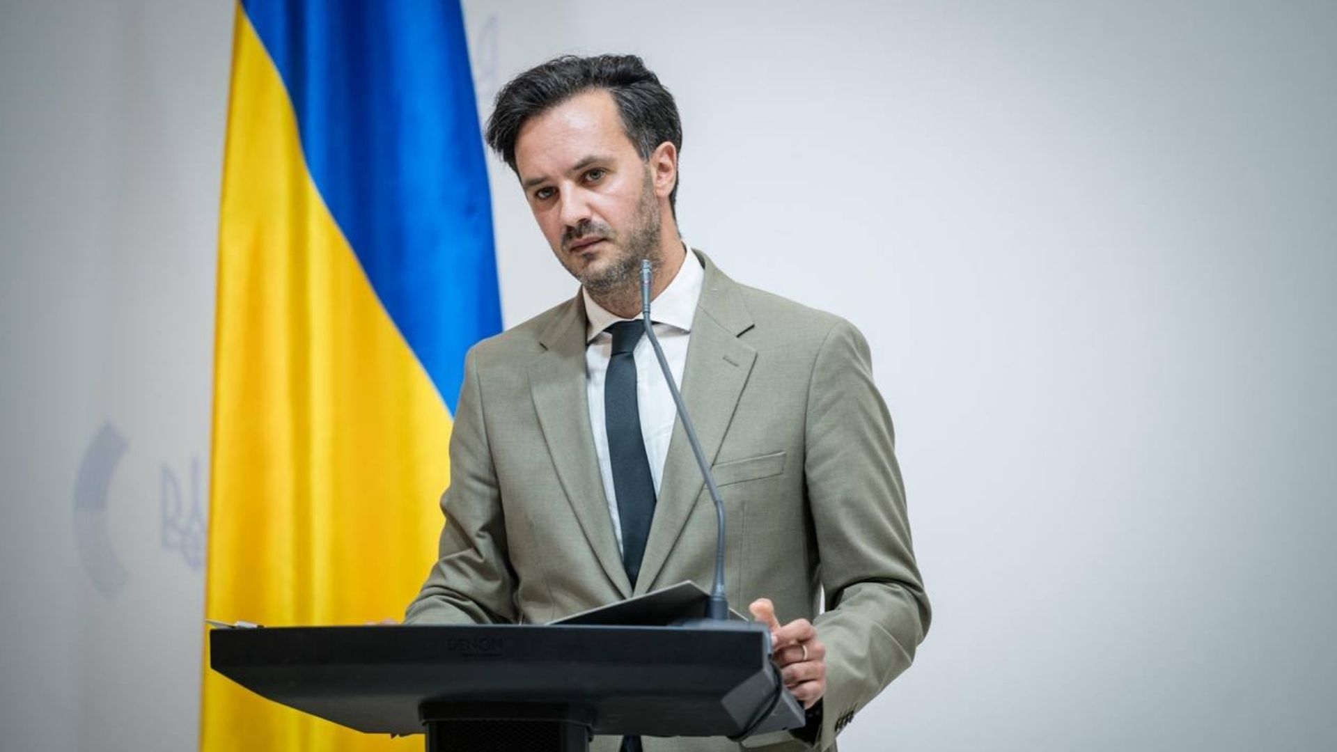 Речник МЗС Георгій Тихий Речник МЗС Георгій Тихий