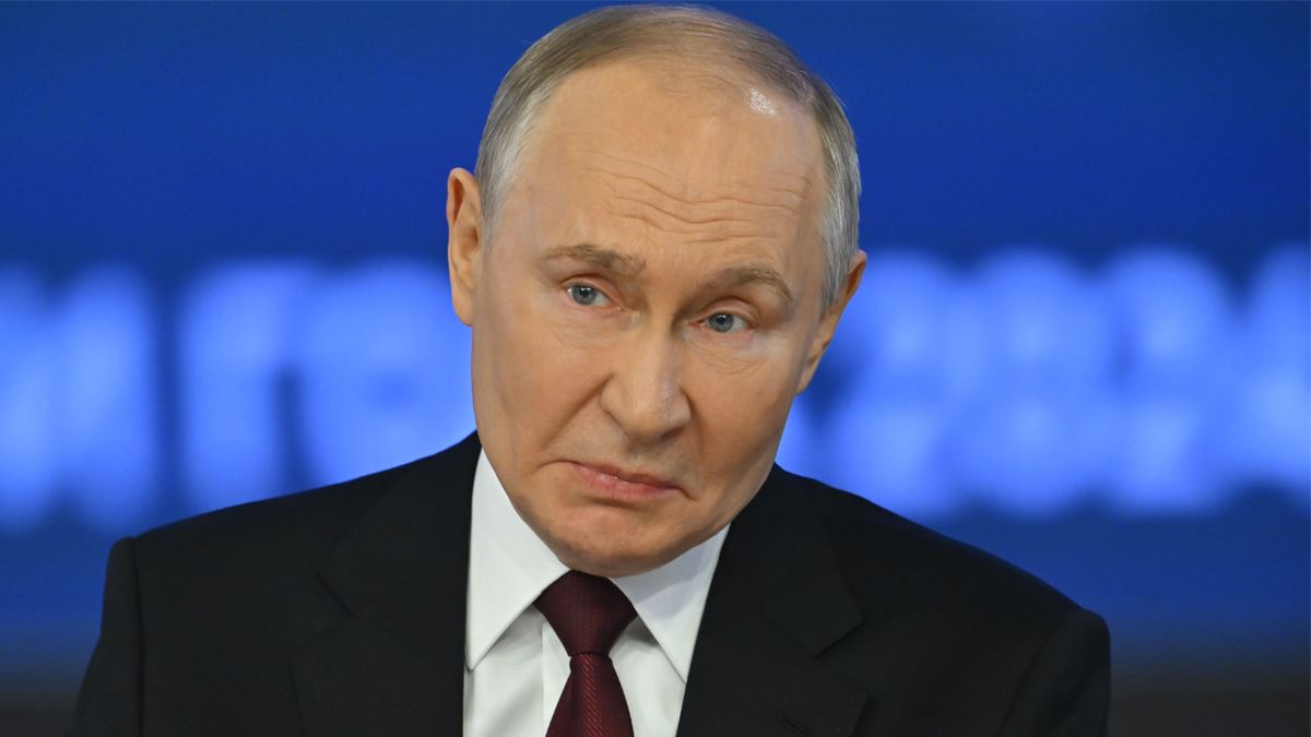 Британський поковник у відставці оцінив ситуацію в Росії Британський поковник у відставці оцінив ситуацію в Росії