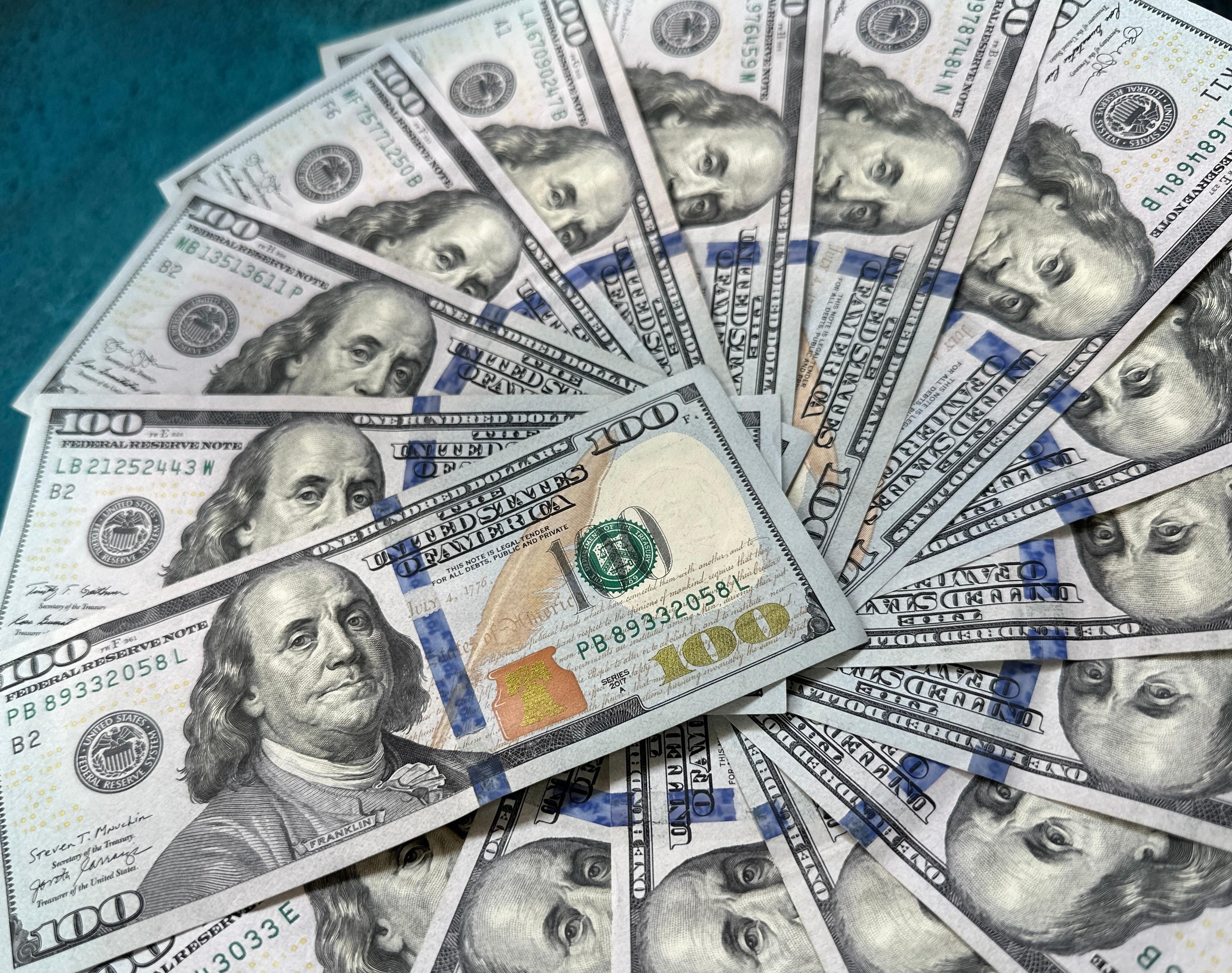 Доллар США снова дорожает, но есть несколько важных нюансов