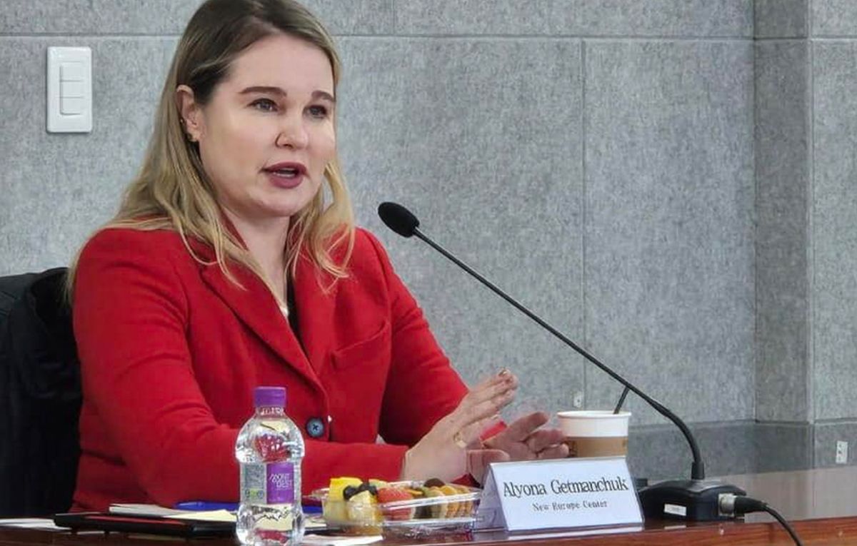 Альона Гетьманчук очолила місію України при НАТО - хто це - новини України - 24 Канал Альона Гетьманчук очолила місію України при НАТО - хто це - новини України - 24 Канал