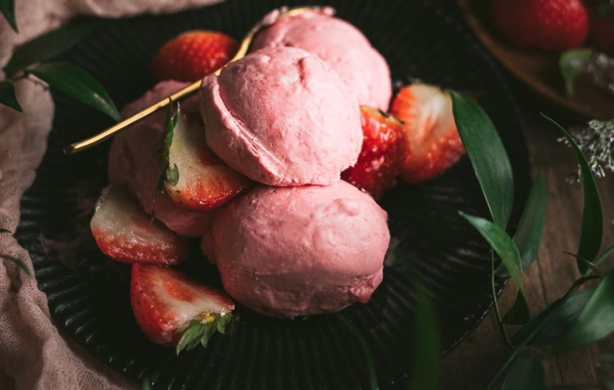 Домашнє полуничне морозиво