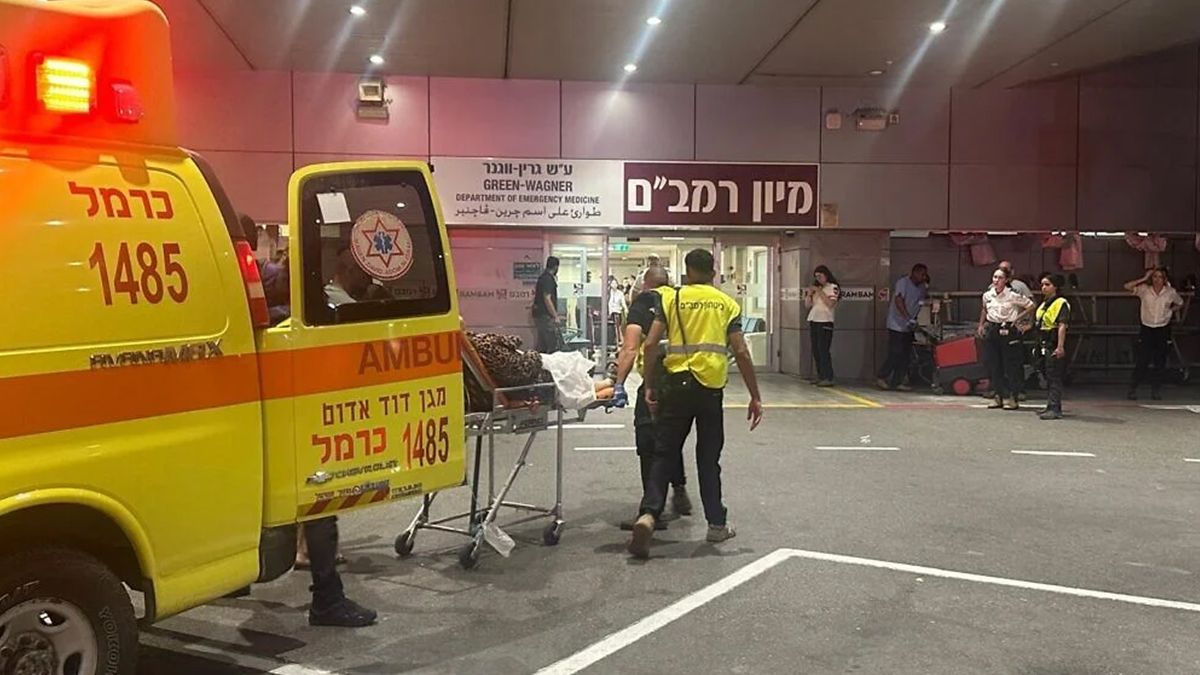 В Ізраїлі є постраждалі та поранені через іранську атаку 15 червня В Ізраїлі є постраждалі та поранені через іранську атаку 15 червня