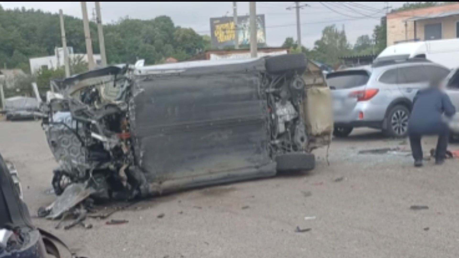 В Полтаве произошло ДТП с участием Tesla В Полтаве произошло ДТП с участием Tesla