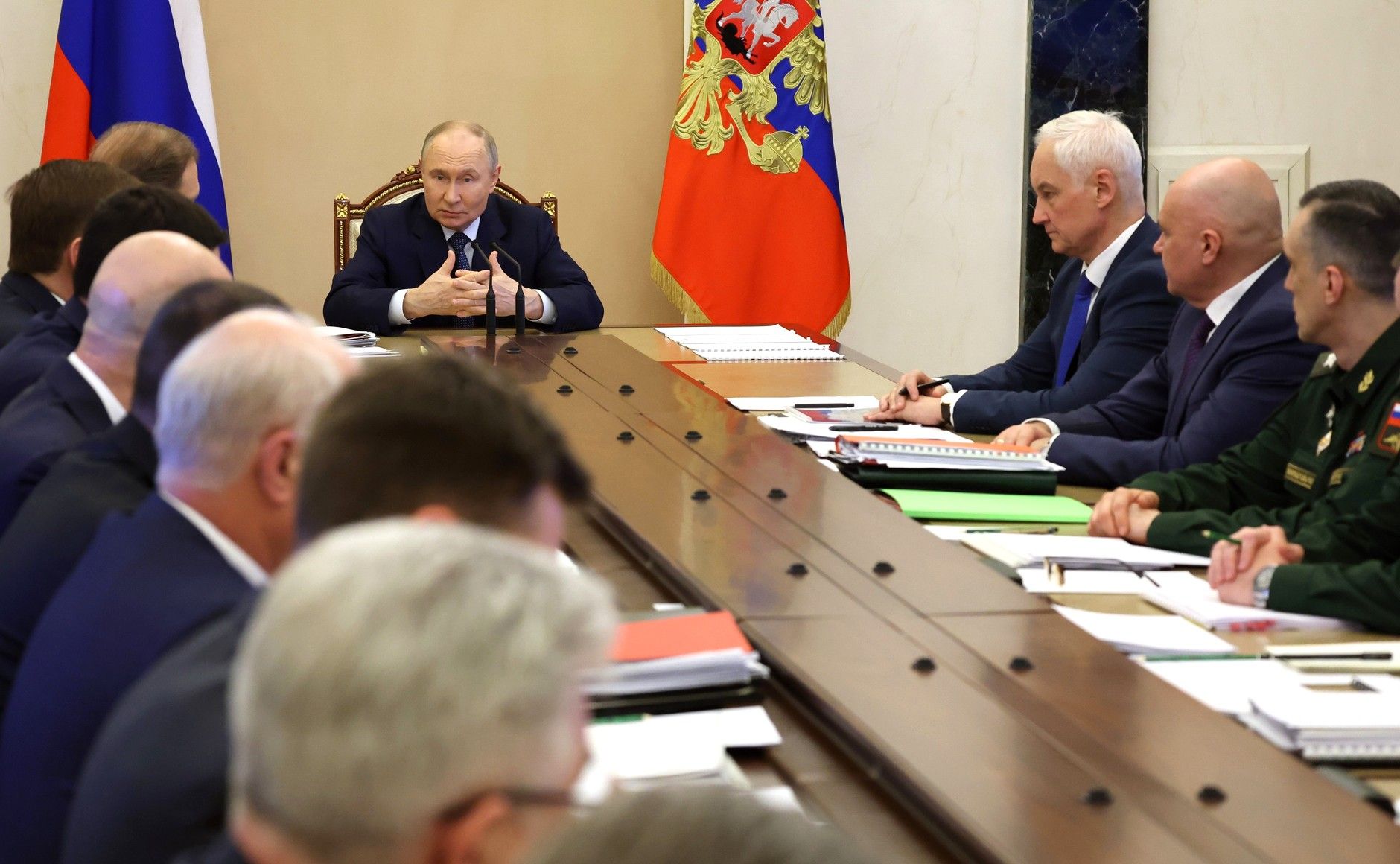 Российский диктатор Путин и представители минобороны России