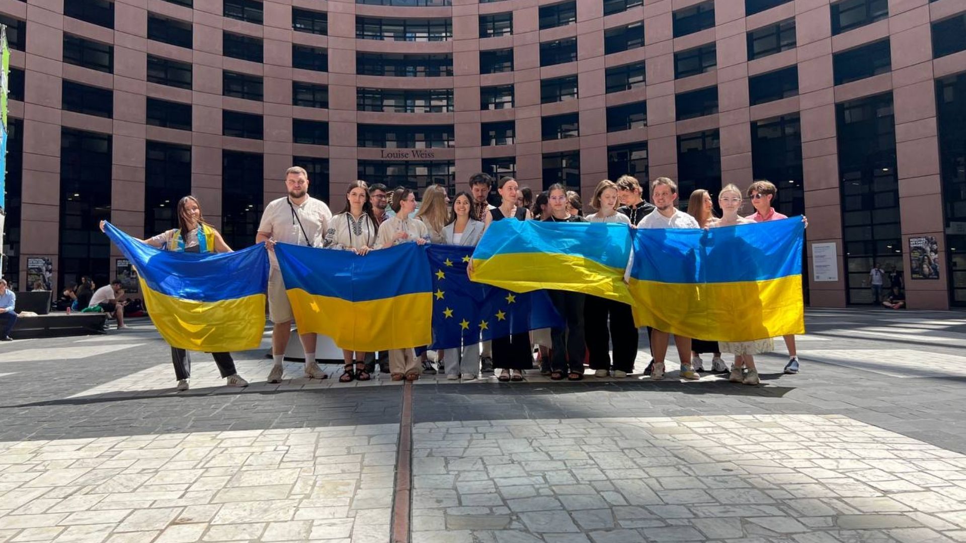 Украинская делегация на Европейском молодежном форуме