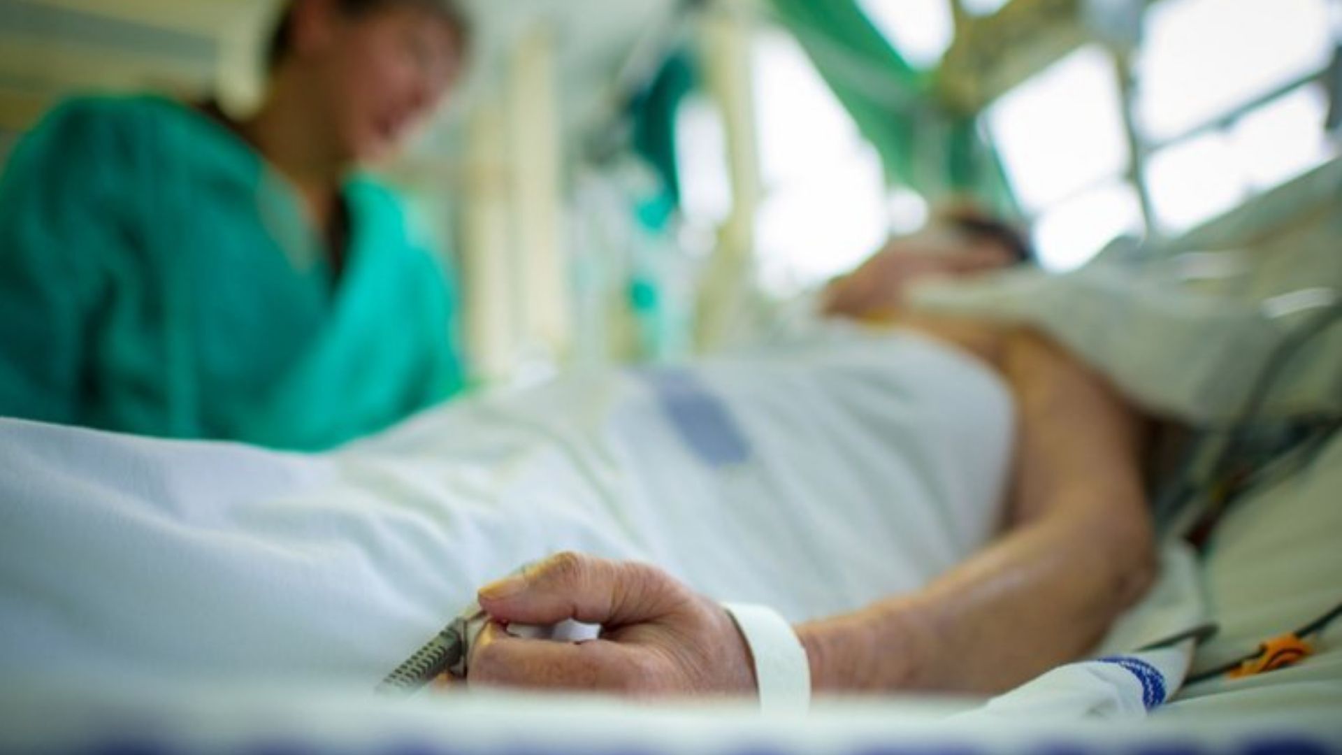 Во Львовской области мобилизованный выпал из грузовика