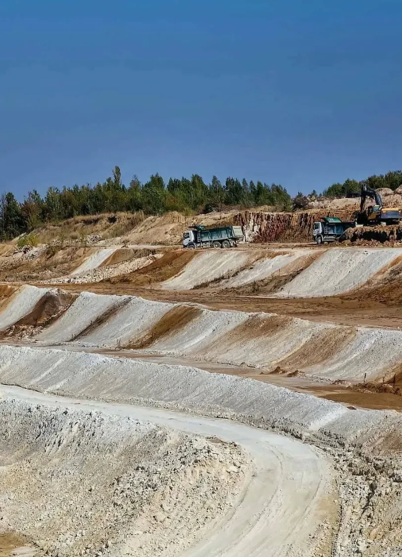 каолиновый карьер