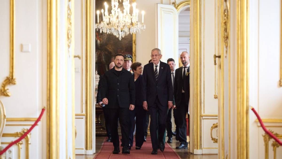 Зеленский будет пытаться добиться согласия от Трампа на продолжение военной поддержки Украины Зеленский будет пытаться добиться согласия от Трампа на продолжение военной поддержки Украины