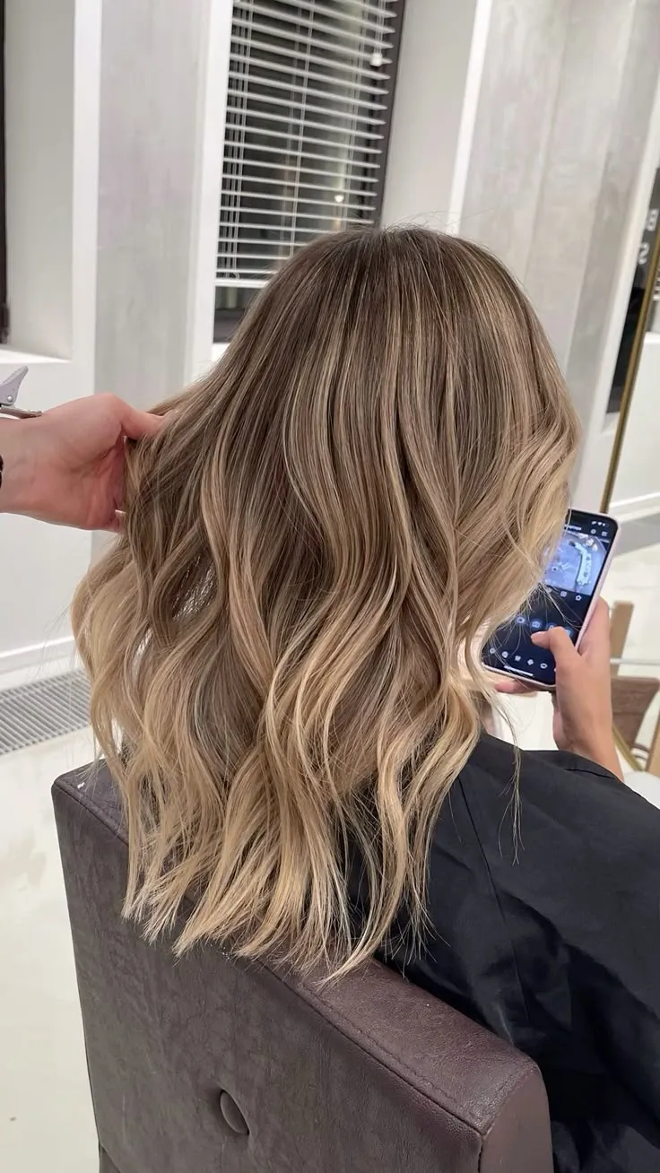 Оттенки волос, которые омолаживают Оттенки волос, которые омолаживают