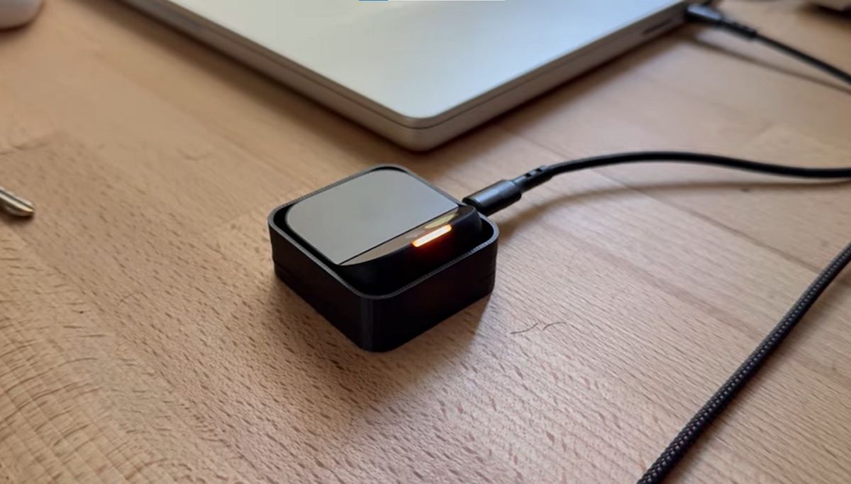 Энтузиаст превратил Humane AI Pin в ИИ-помощника - Техно Энтузиаст превратил Humane AI Pin в ИИ-помощника - Техно