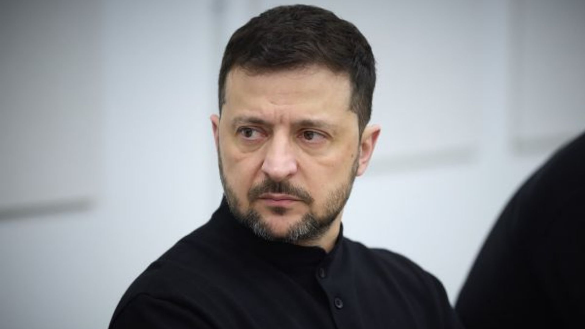 Зеленский прокомментировал массированные атаки России против Украины Зеленский прокомментировал массированные атаки России против Украины