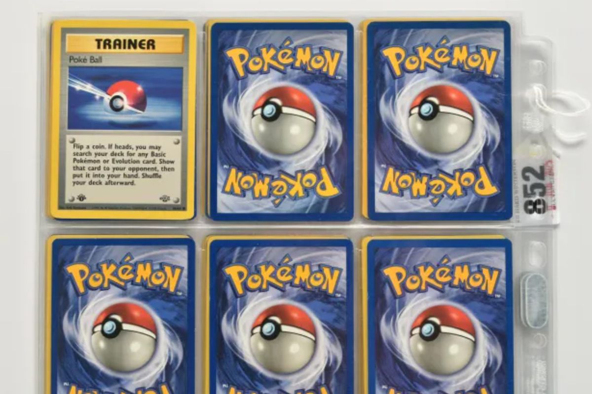 У Британії на аукціоні продали картки з покемонами У Британії на аукціоні продали картки з покемонами