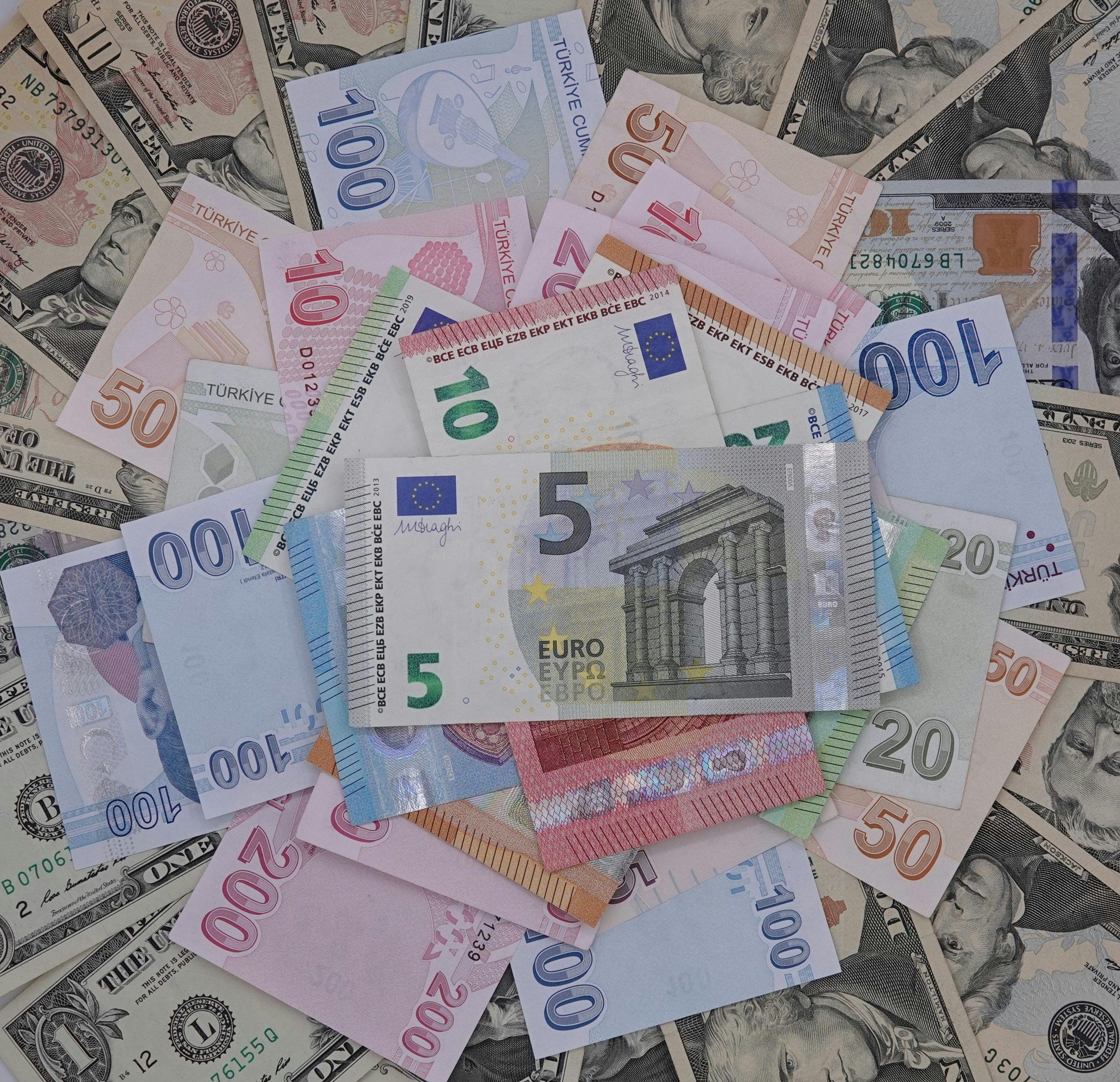 Прогноз курса доллара в июне 2025 - пересечет ли доллар 42 гривны Прогноз курса доллара в июне 2025 - пересечет ли доллар 42 гривны