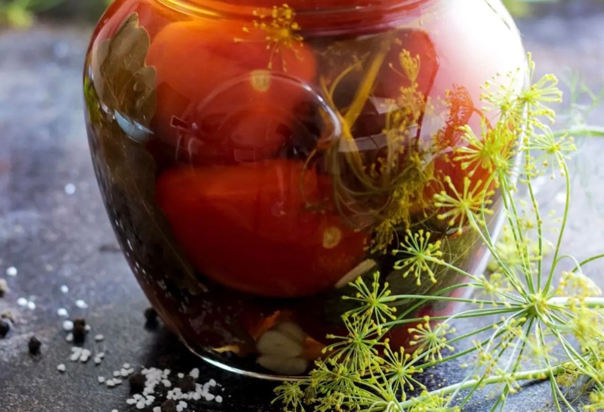 Солодкі мариновані помідори Солодкі мариновані помідори