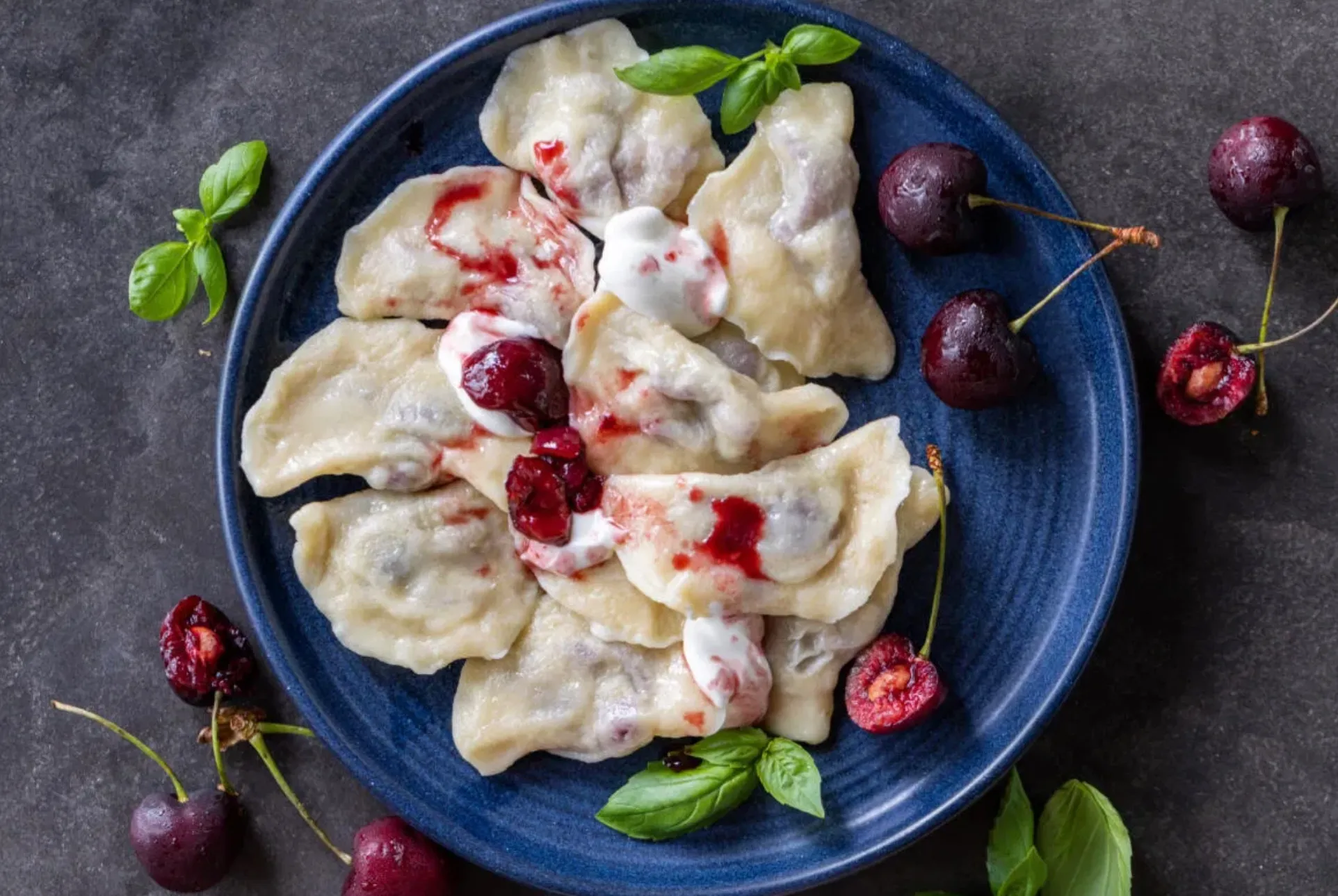 Рецепт вареників з вишнею Рецепт вареників з вишнею