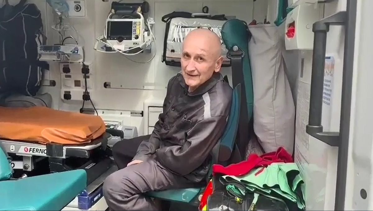 Обмен пленными 20 июня – господин Зеновий потерял руку в плену - 24 Канал Обмен пленными 20 июня – господин Зеновий потерял руку в плену - 24 Канал