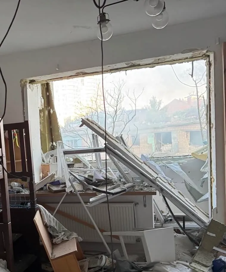 Росія знищила квартиру Тараса та Олени Тополі