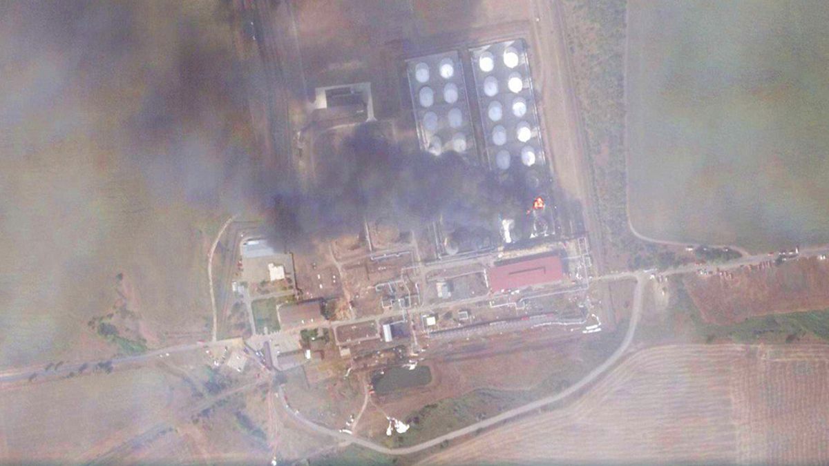 В России горел завод "Атлас"