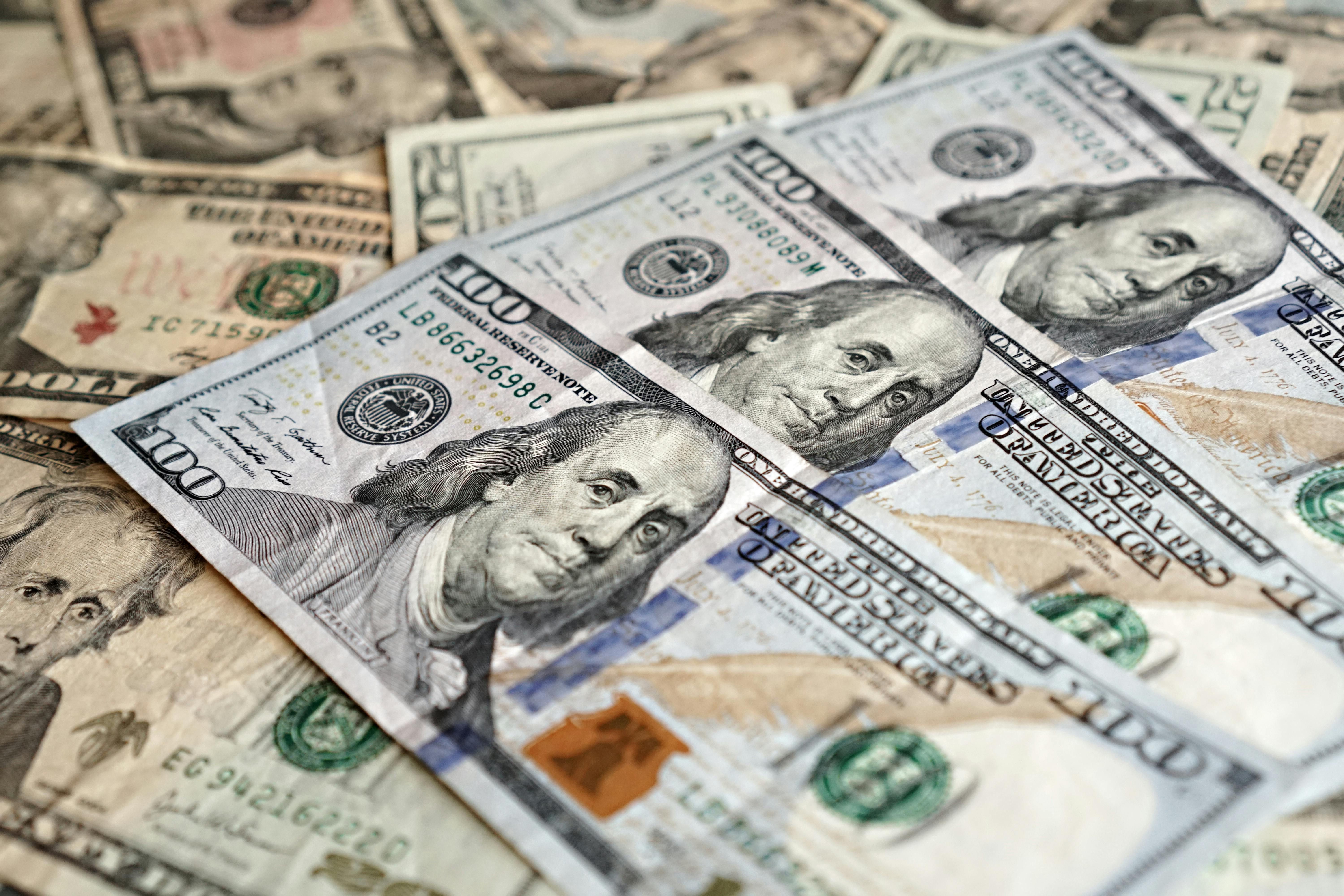 Как вырос курс доллара в июне 2025 года