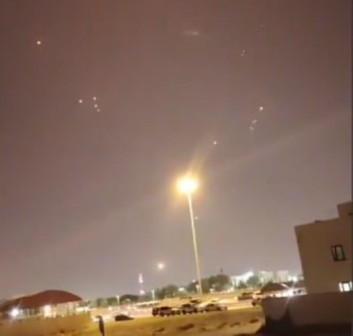 Иран атаковал базы США в Ираке и Катаре