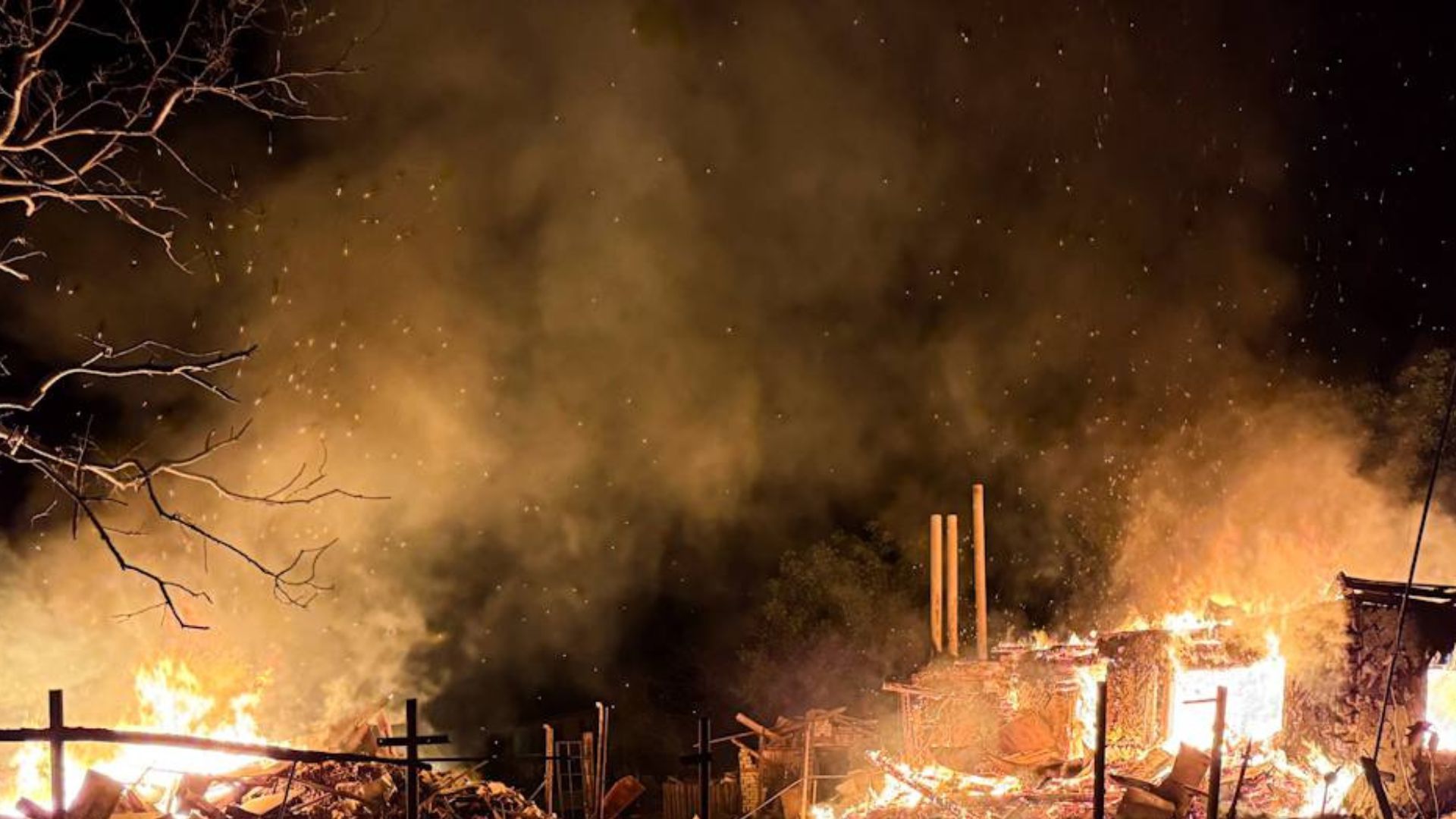 Враг атаковал Сумскую область