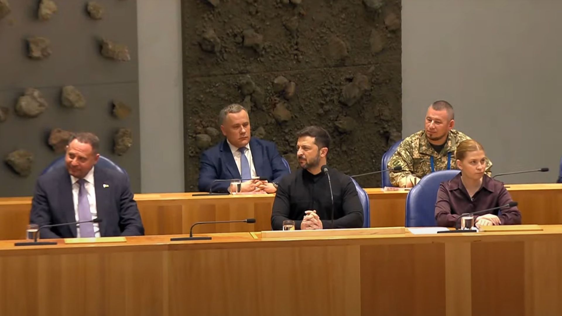 Зеленський виступив у парламенті Нідерландів 24 червня 2025 Зеленський виступив у парламенті Нідерландів 24 червня 2025