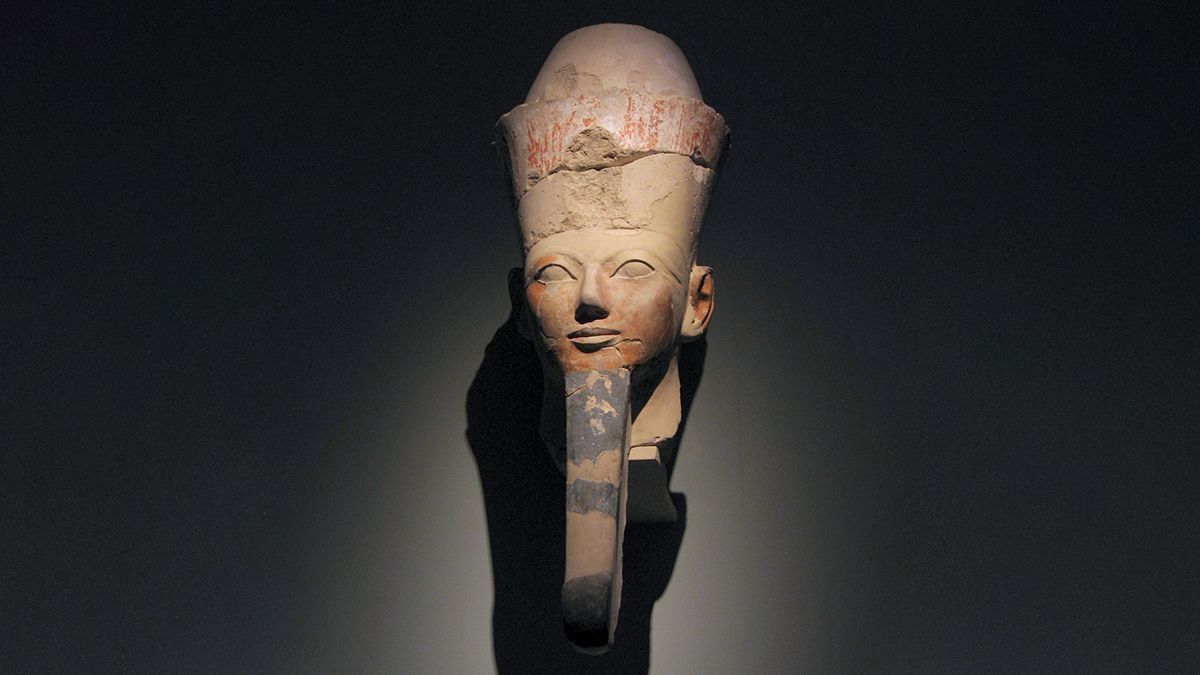 Чому стародавні єгиптяни насправді знищили статуї жінки-фараона Хатшепсут Чому стародавні єгиптяни насправді знищили статуї жінки-фараона Хатшепсут