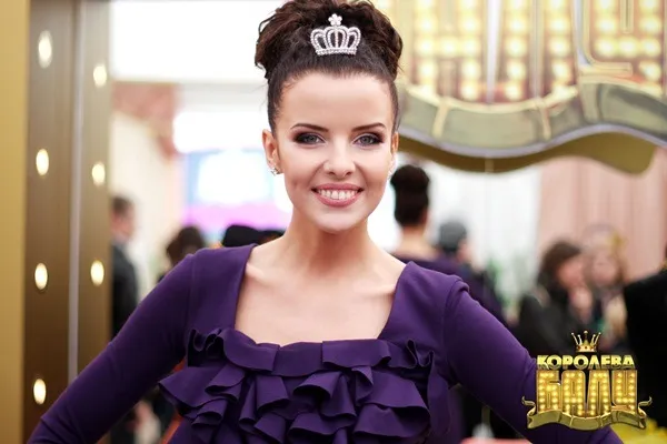 Инна Цымбалюк в роли ведущей проекта Королева бала Инна Цымбалюк в роли ведущей проекта Королева бала