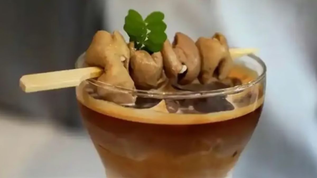 В Китае набирает популярность кофе с кишками - как его приготовить