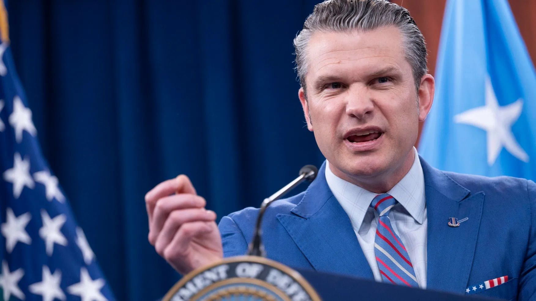 Пит Гегсет набросился на американские медиа Пит Гегсет набросился на американские медиа