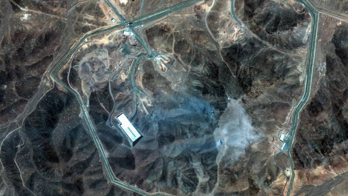 Иран спрятал запасы обогащенного урана перед атакой США 22 июня Иран спрятал запасы обогащенного урана перед атакой США 22 июня