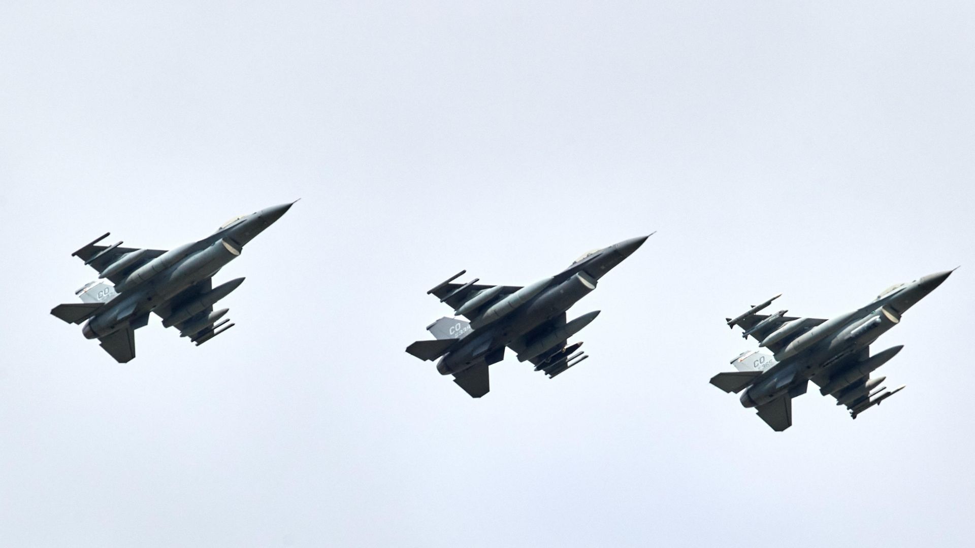 У Польщі підіймали військову авіацію 29 червня У Польщі підіймали військову авіацію 29 червня