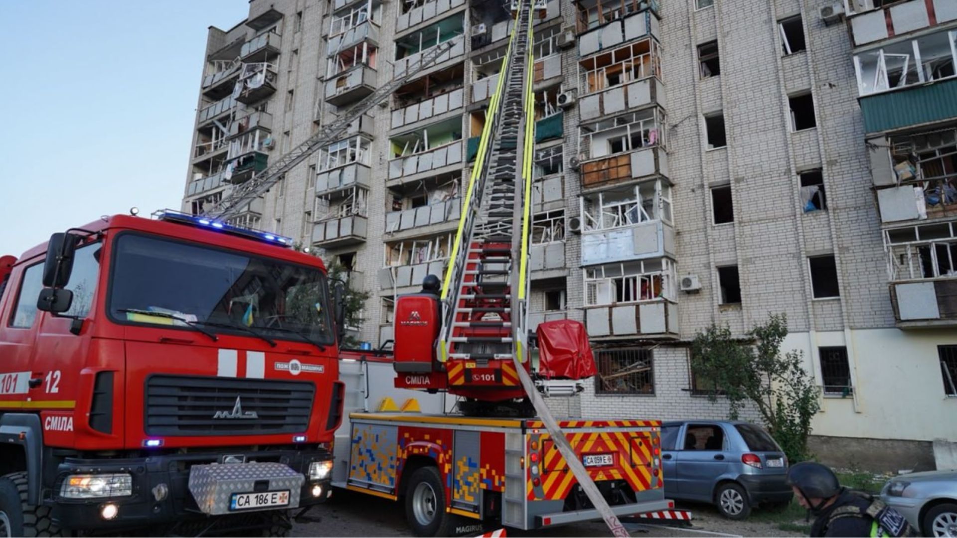 У Смілі росіяни атакували цивільні об'єкти У Смілі росіяни атакували цивільні об'єкти