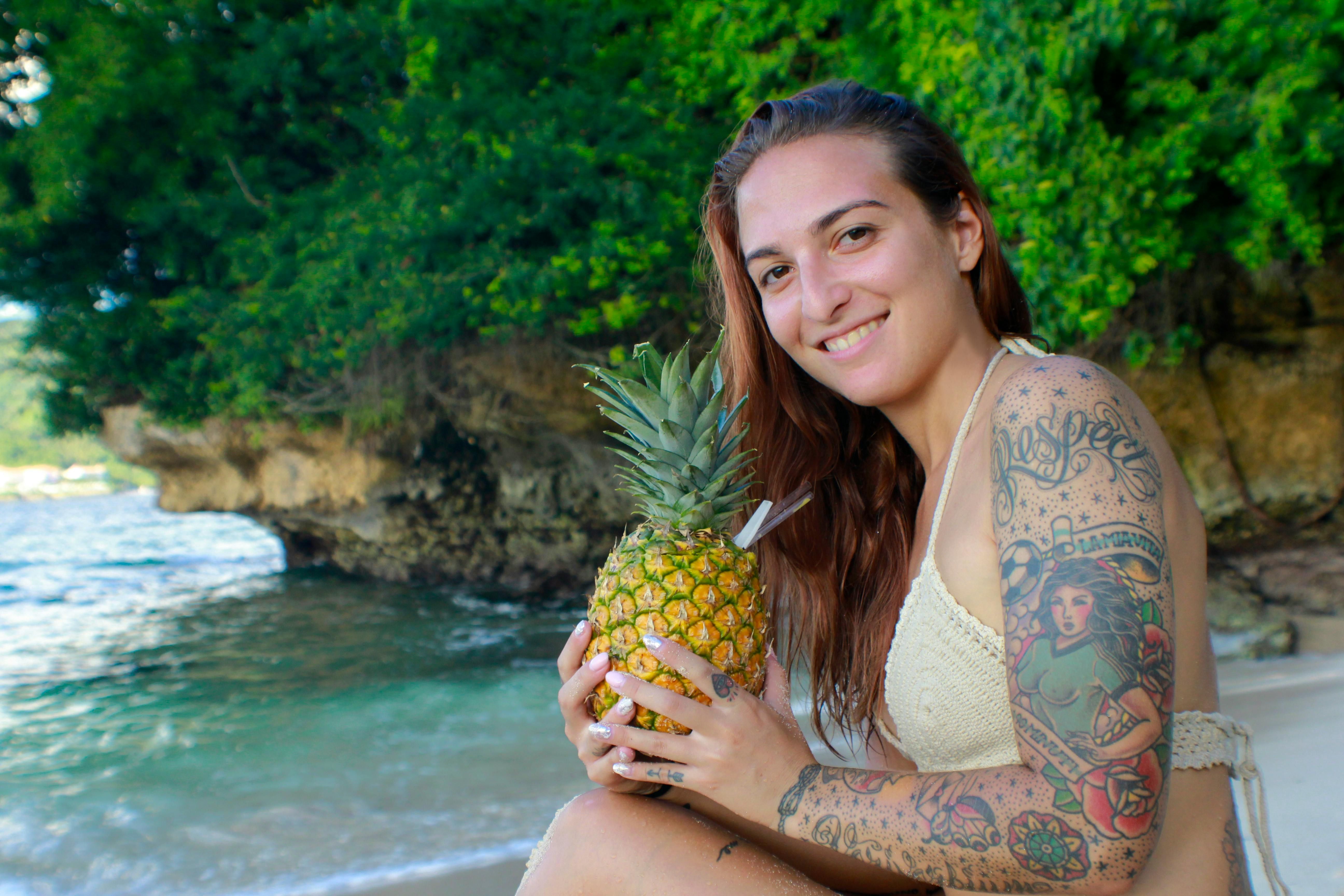 Изображение с ананасом имеет скрытый смысл Изображение с ананасом имеет скрытый смысл